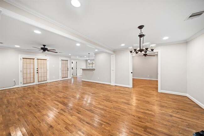 Building Photo - 1810 Droxford Dr