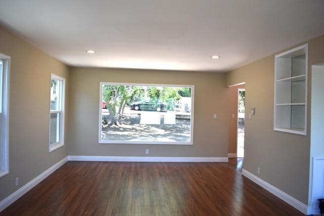 Building Photo - 203 Bayview Way