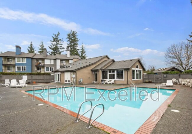 Building Photo - 26339 116th Ave SE