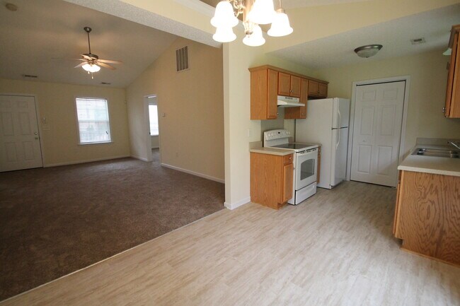 Building Photo - Exclusively Offered by Muse Realty, LLC