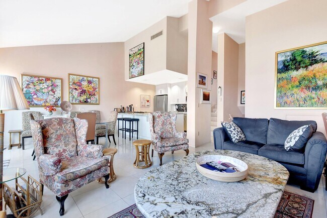 Building Photo - 755 Dotterel Rd