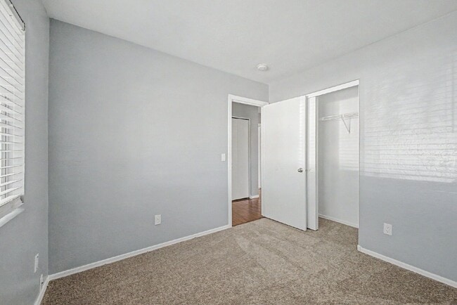 Building Photo - 14718 N 154th Ln