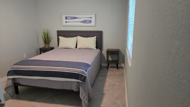 Building Photo - 14281 Heritage Landing Blvd