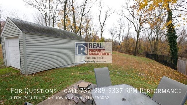 Building Photo - 91 Locust Ave