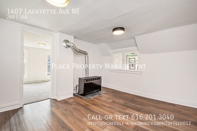 Building Photo - 1407 Lafayette Ave NE