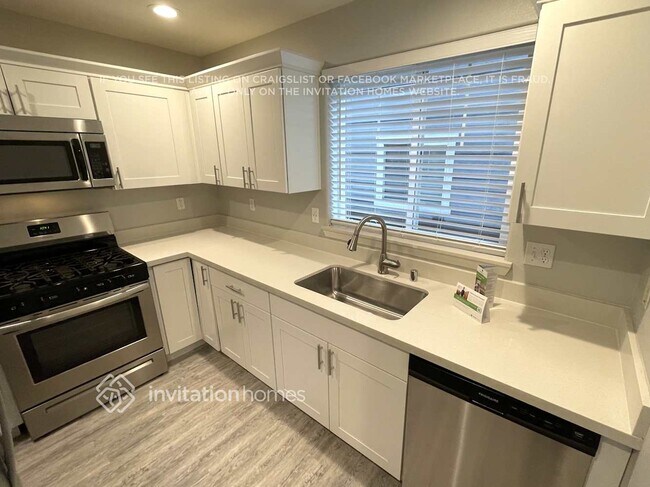 Building Photo - 1307 84th Ave SE