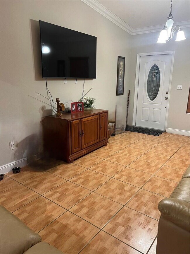 Building Photo - 7667 NW 182nd Ln