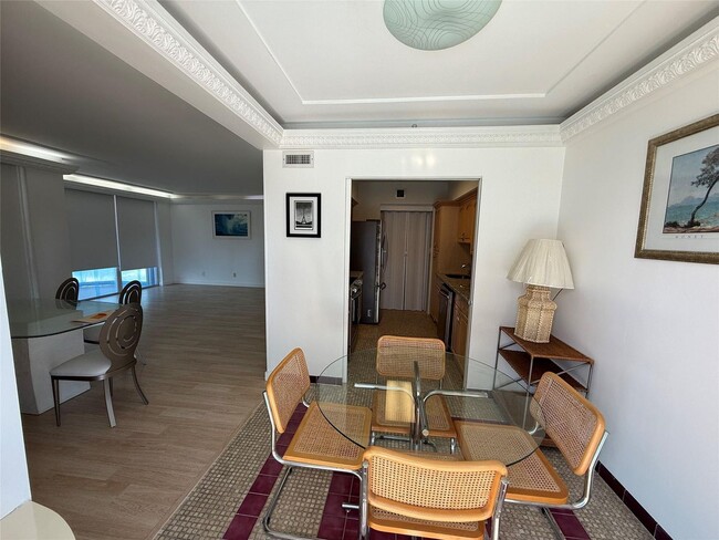 Building Photo - 19707 Turnberry Way