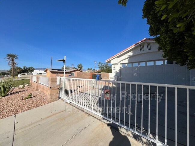 Building Photo - 66432 2nd St