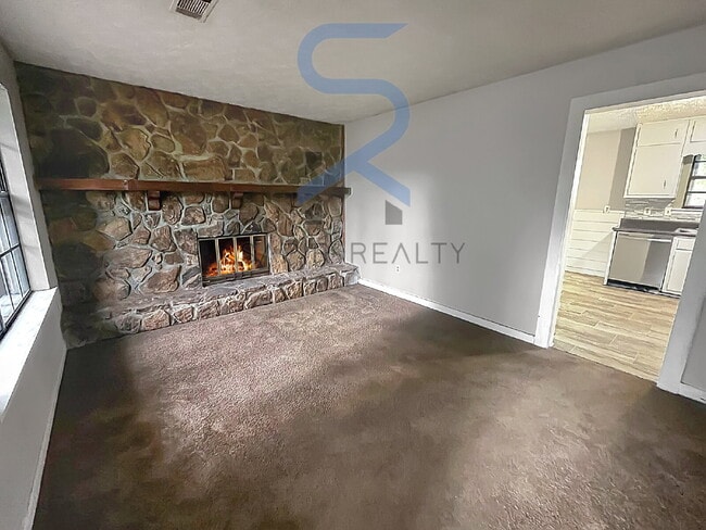Building Photo - 6224 Wellington Dr