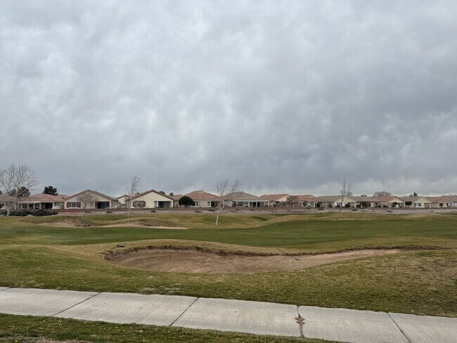 Building Photo - Wyndham Rose in AV, 2 Bedrooms,2 Bathrooms + Den, Gated Community,