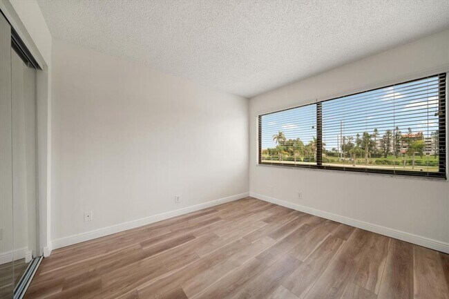 Building Photo - 5724 La Puerta Del Sol Blvd S