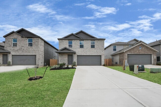 Building Photo - 13338 Rayhill Dr