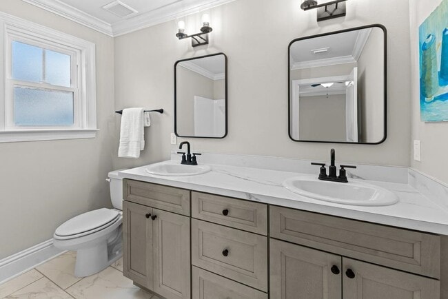 Building Photo - 74 Shawnee Trail