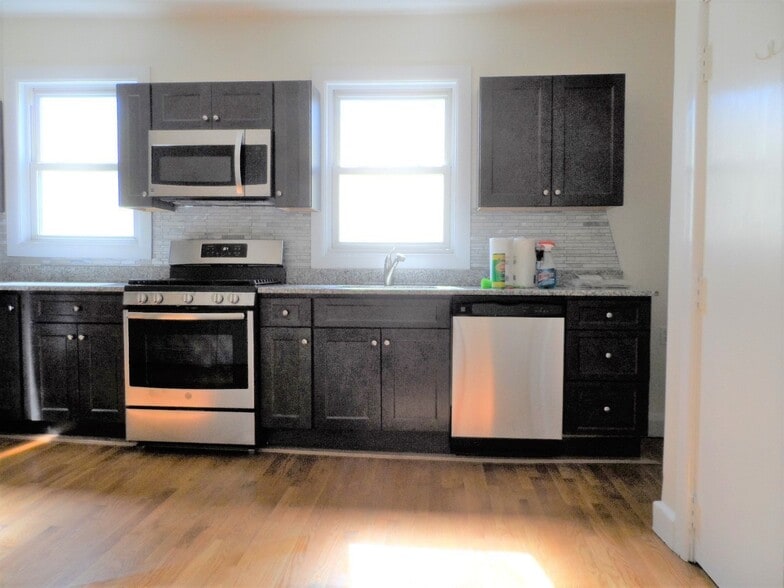 Building Photo - 313 Cardinal Medeiros Ave