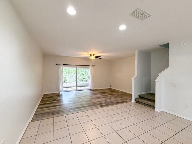Building Photo - 13200 W Newberry Rd
