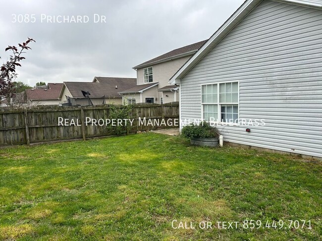 Building Photo - 3085 Prichard Dr