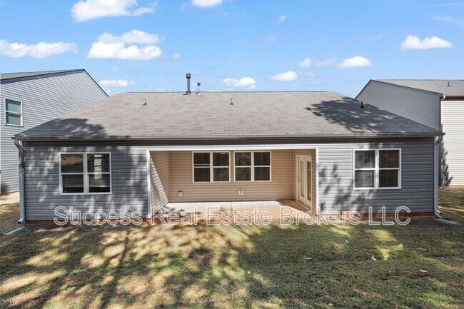 Building Photo - 87 Possum Creek Ln