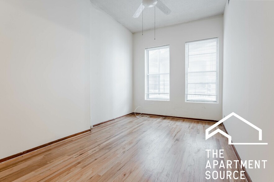 Building Photo - 2521 N Lincoln Ave