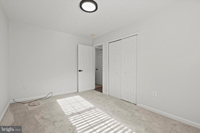 Building Photo - 2230 Community Dr
