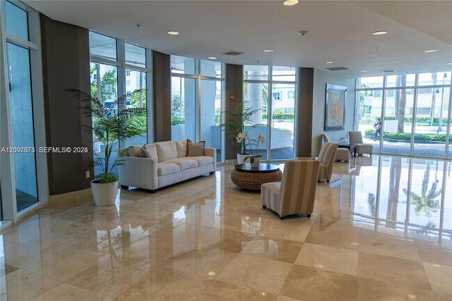 Building Photo - 6515 Collins Ave