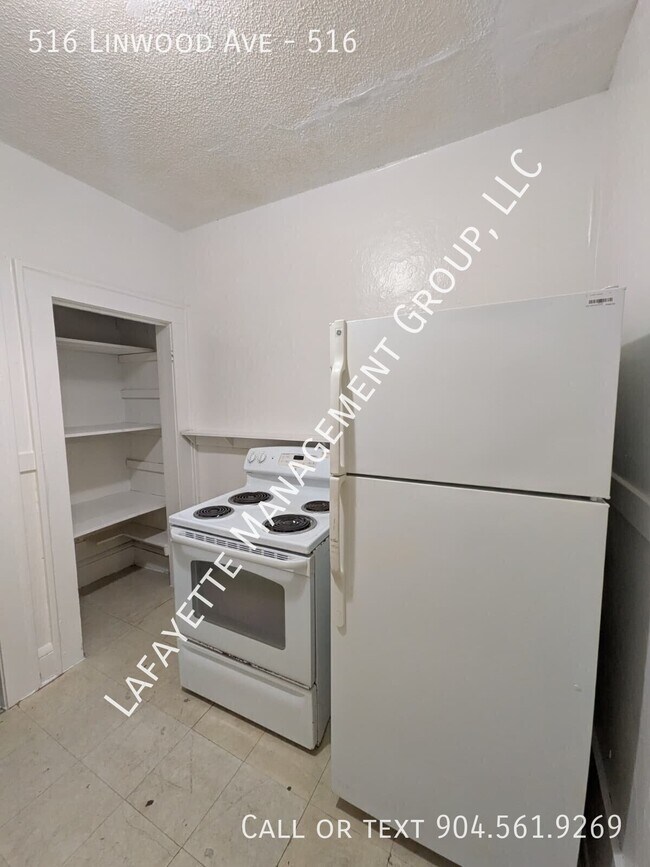 Building Photo - 516 Linwood Ave