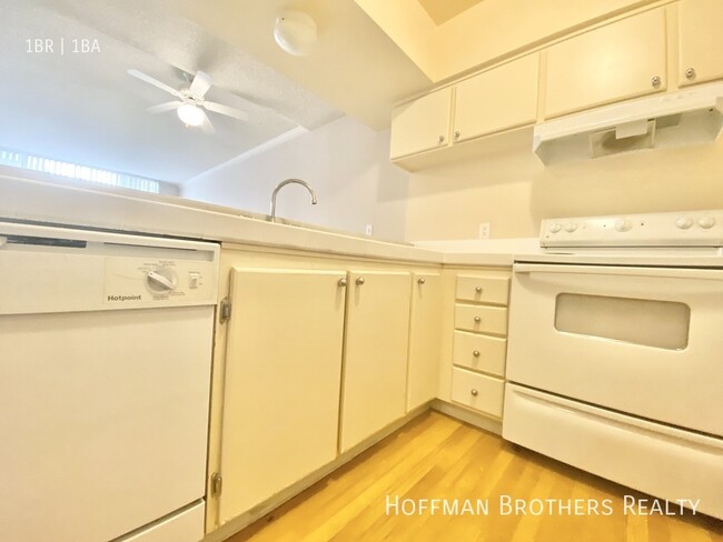 Building Photo - 507 La Fayette Park Pl