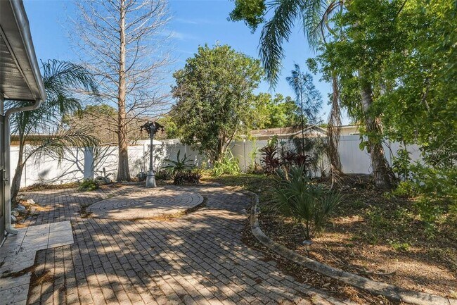 Building Photo - 11178 112th Ave