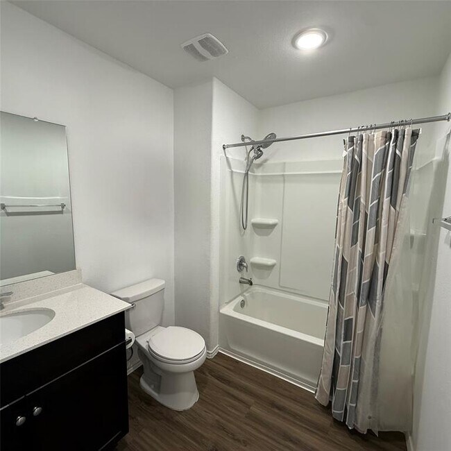 Building Photo - 13711 Mussel Rn