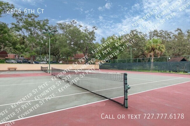 Building Photo - 2606 6th Ct
