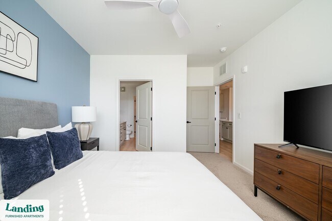 Building Photo - 100 Wilton Cir