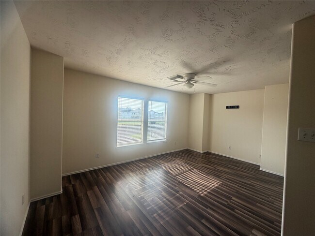 Building Photo - 21219 Grand Linden Ct