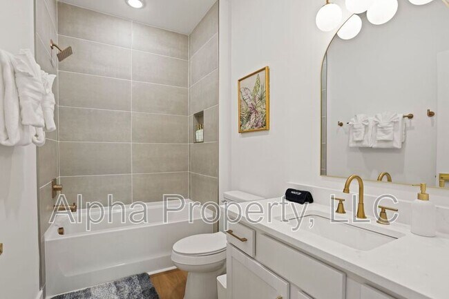 Building Photo - 13 Shubuta Ct