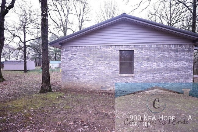 Building Photo - 900 New Hope Ln