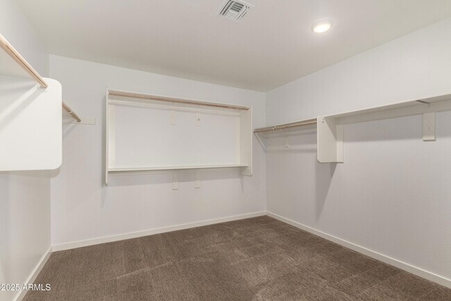 Building Photo - 17995 W Hilton Ave