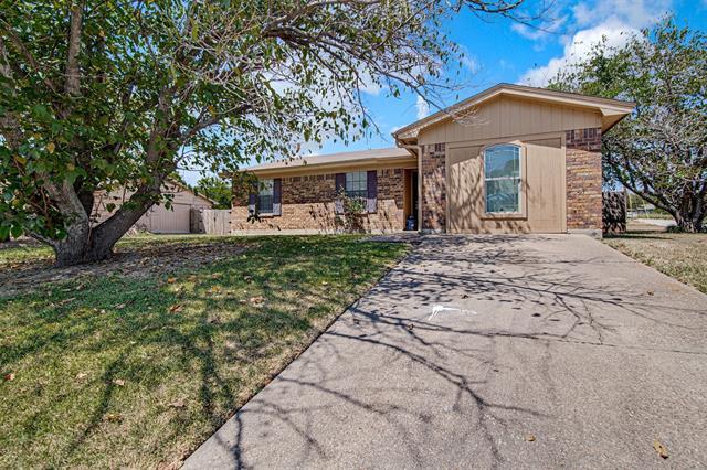 Building Photo - 833 Springhill Dr