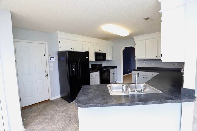 Building Photo - 60 Vinca Ct