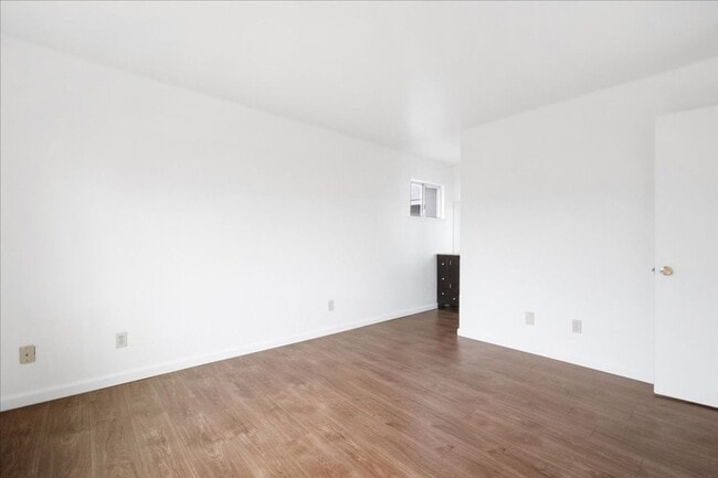 Building Photo - 1025 Marston St