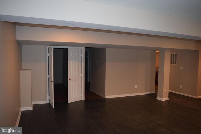 Building Photo - 8315 Kinsley Mill Pl