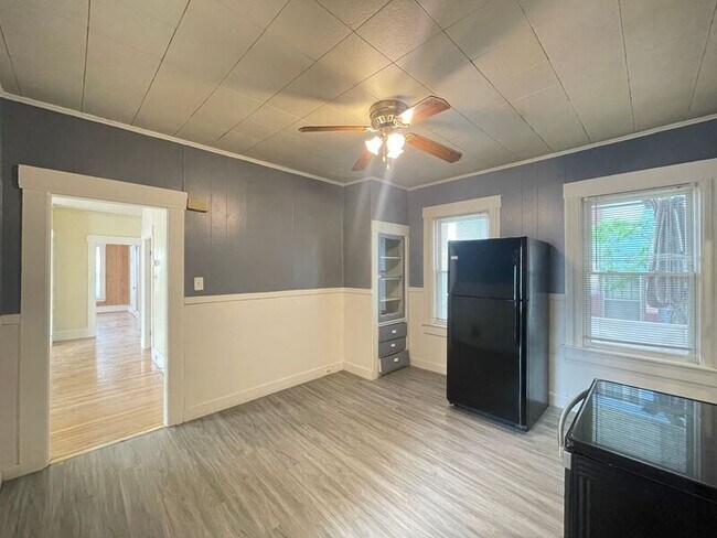 Building Photo - 119 Cypress St