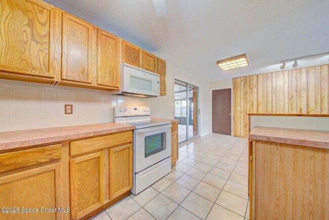 Building Photo - 165 Virginia Rd