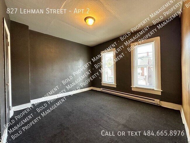 Building Photo - 827 Lehman St
