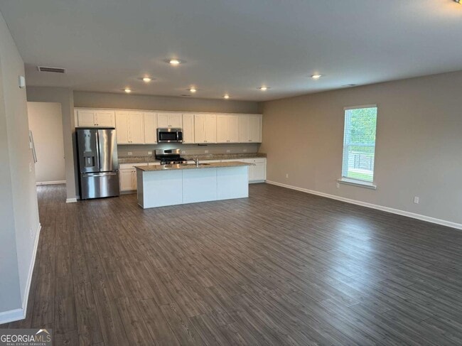 Building Photo - 312 Grey Falcon Ave