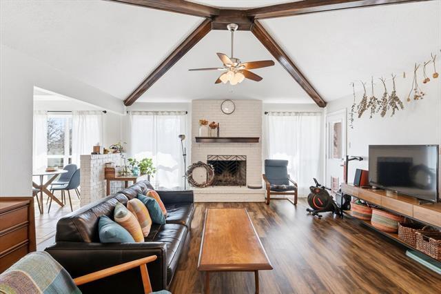 Building Photo - 2829 Harvest Hill Dr