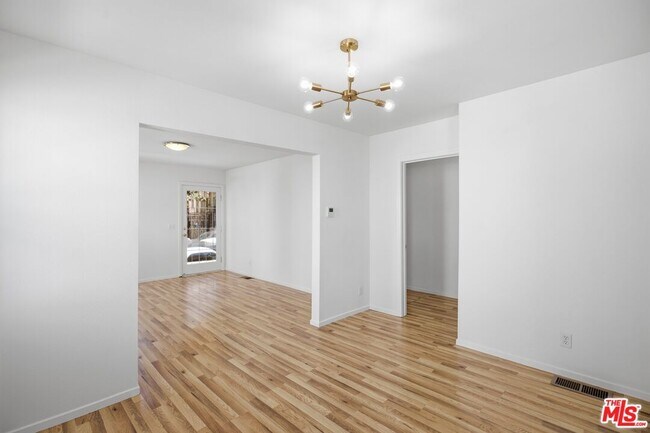 Building Photo - 3611 4th St