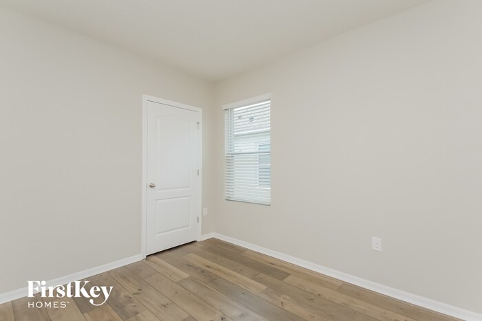 Building Photo - 29540 Caspian St
