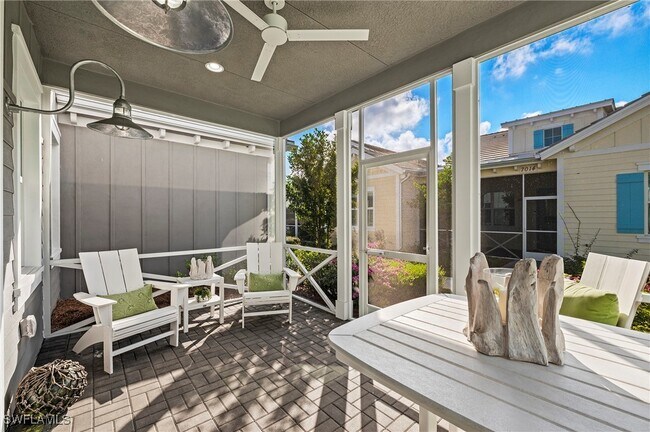 Building Photo - 6988 Saona CT
