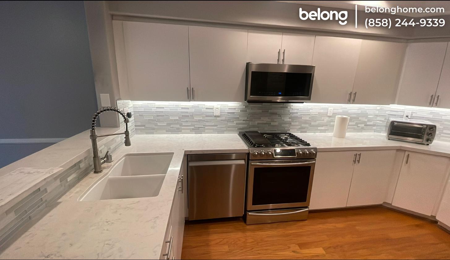 Building Photo - 8641 Via Mallorca