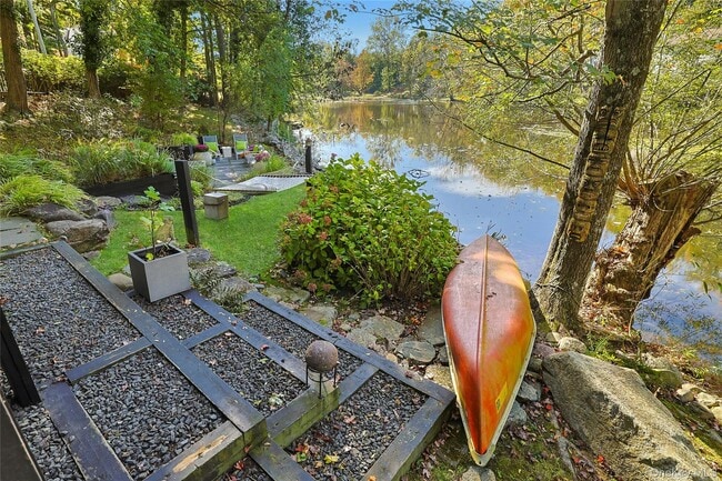 Building Photo - 188 Ferdon Ave