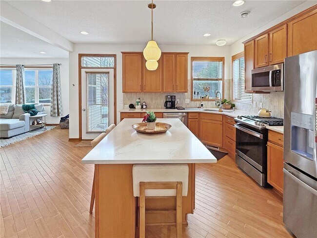 Building Photo - 4591 Empress Way N